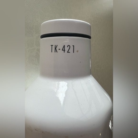 Corkcicle | Star Wars Storm Trooper 16 oz. Canteen. - Picture 9 of 16